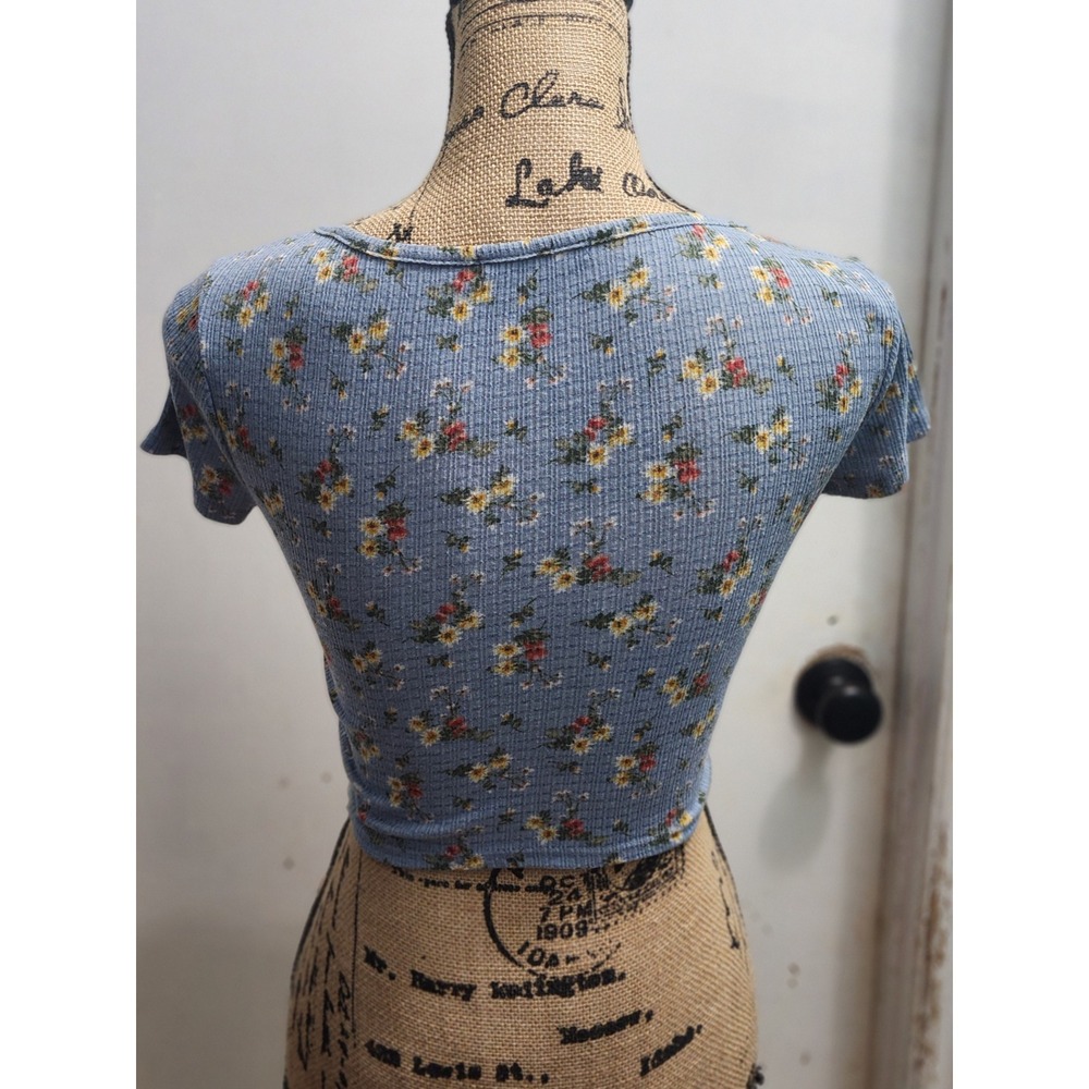 Papaya Floral Crop Top Ribbed V-Neck Short Sleeve Casual Blue Size S - Picture 2 of 5